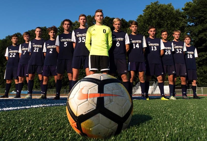 LHS+2018-2019+boys+varsity+soccer+team+