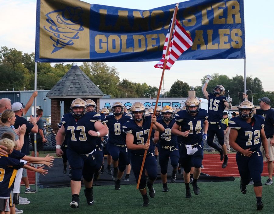 2019-2020+LHS+football+team.+Photo+courtesy+Jennifer+Grays.