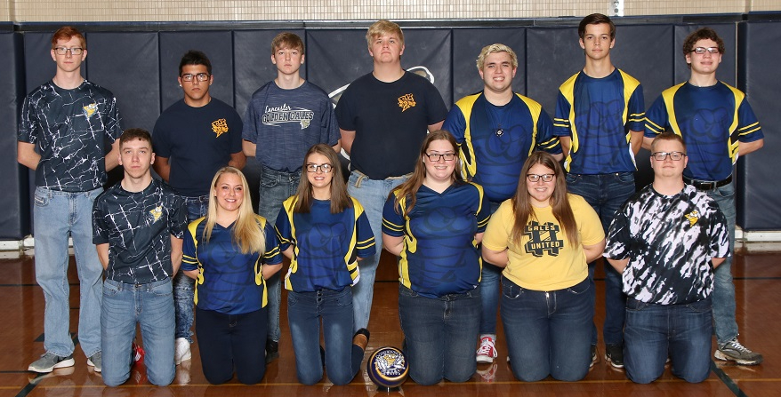 2020-2021 LHS girls and boys bowling team. Photo Courtesy of Pam Bosser.