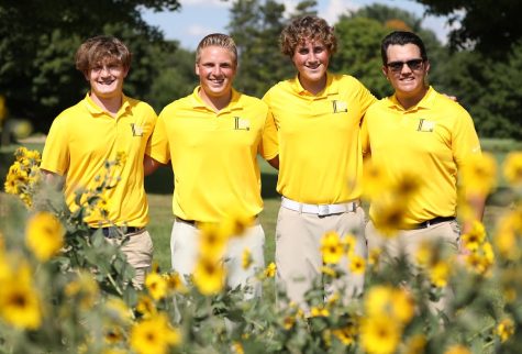 Four senior golfers Jay Niceswanger, Riley Senften, Parker Cohen, and Josiah Lauderbaugh. Photo courtesy of Senften.