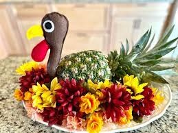 Pineapple turkey centerpiece. Image courtesy of Etsy.