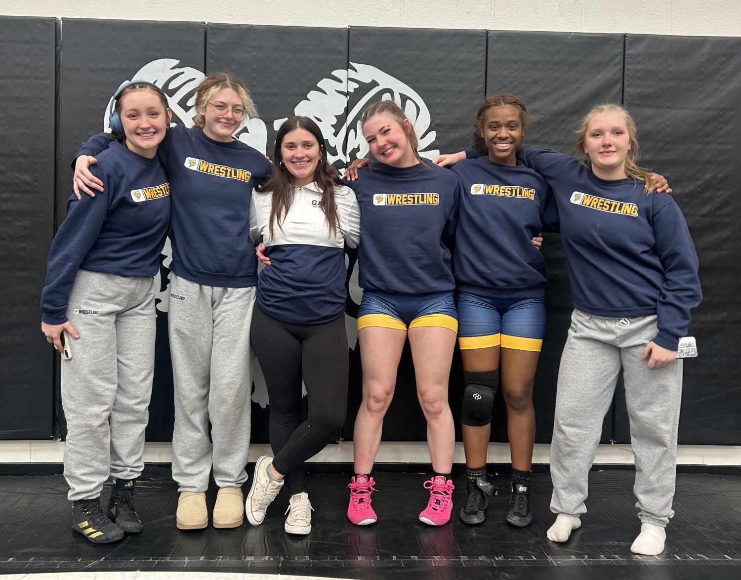 2025-2026 LHS Girls’ Wrestling Team. Photo courtesy of Melanie Toronto. 
